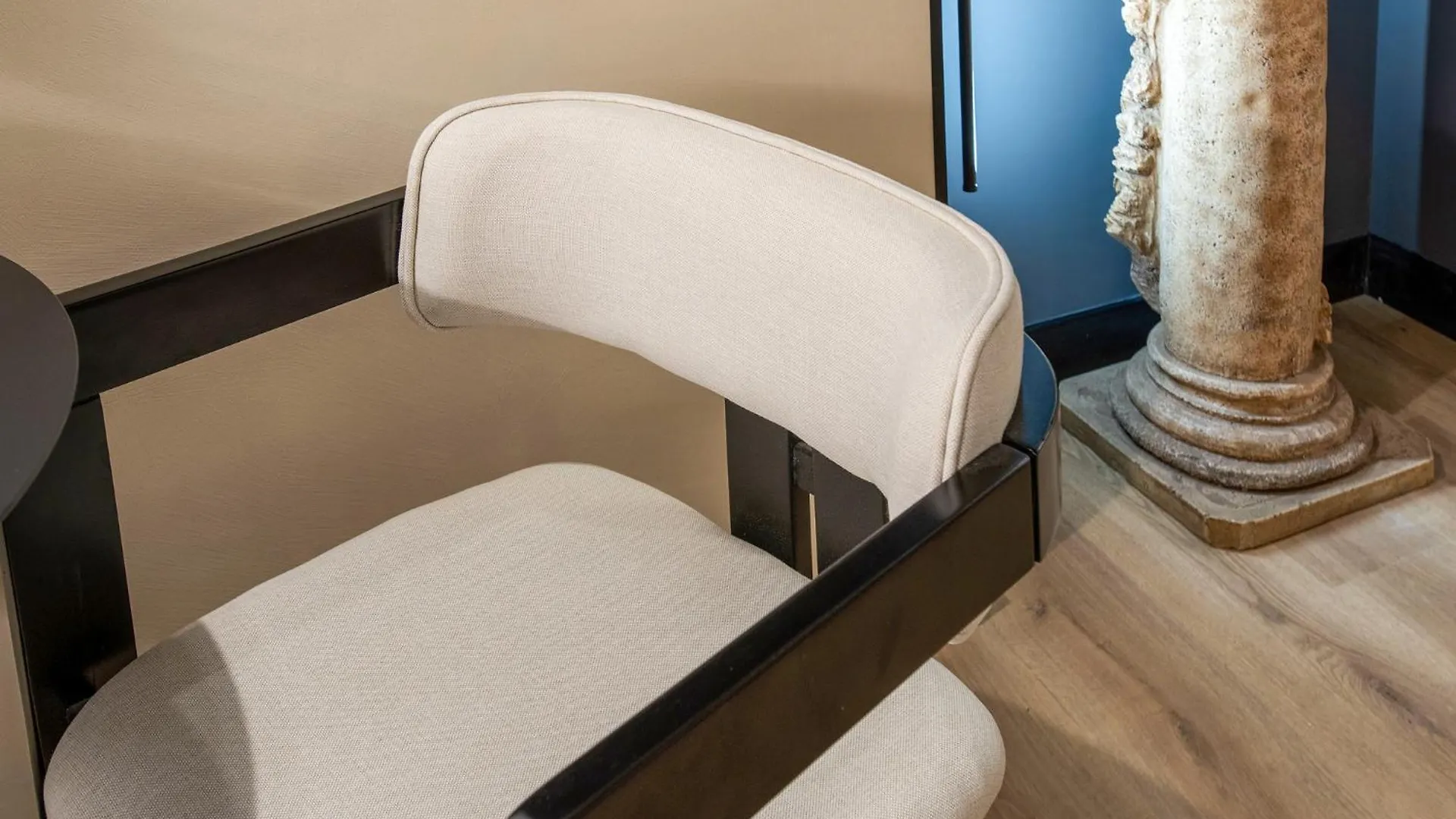 Pantheon Suites Rome 1
