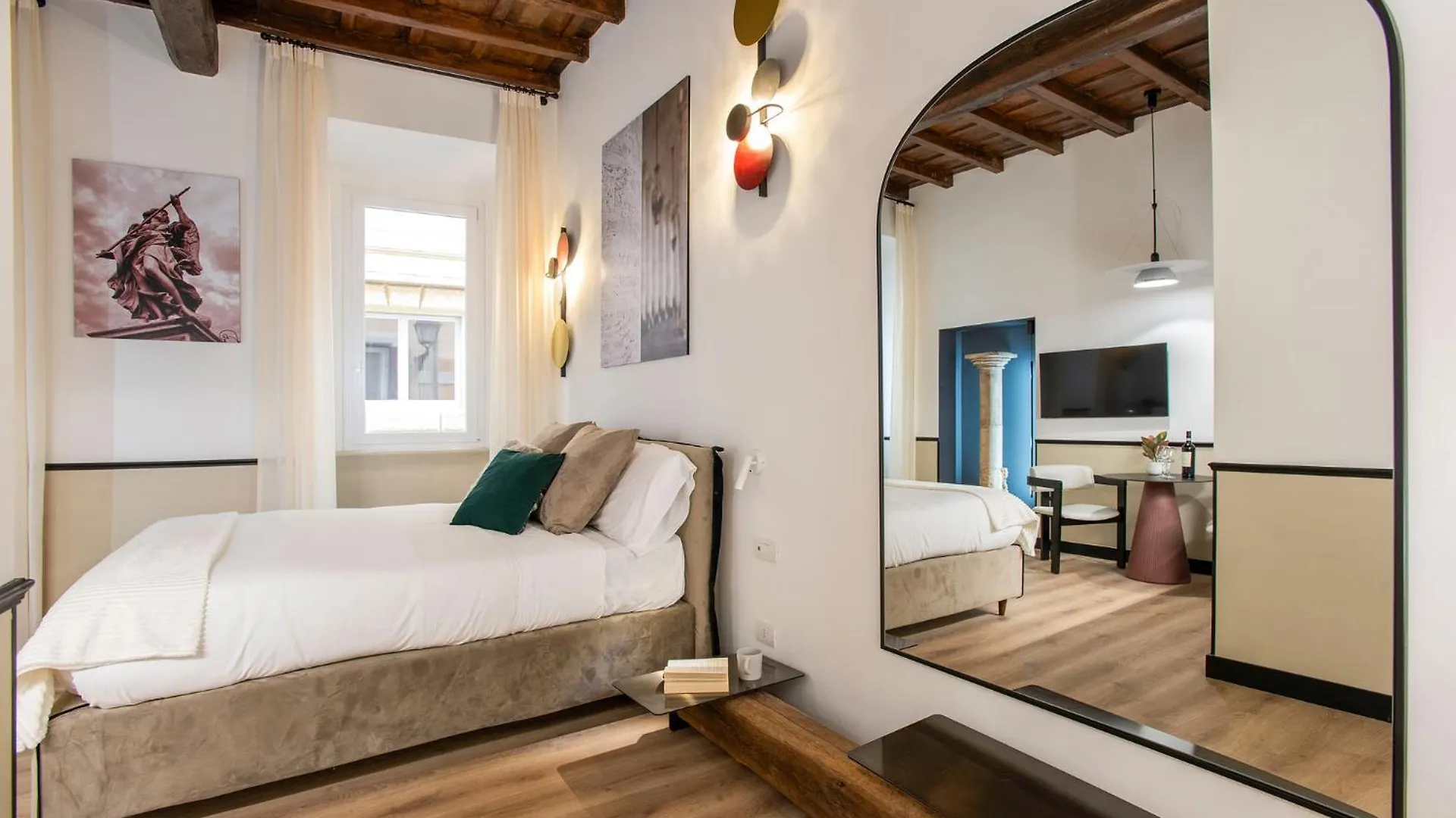 Pantheon Suites Rome 1
