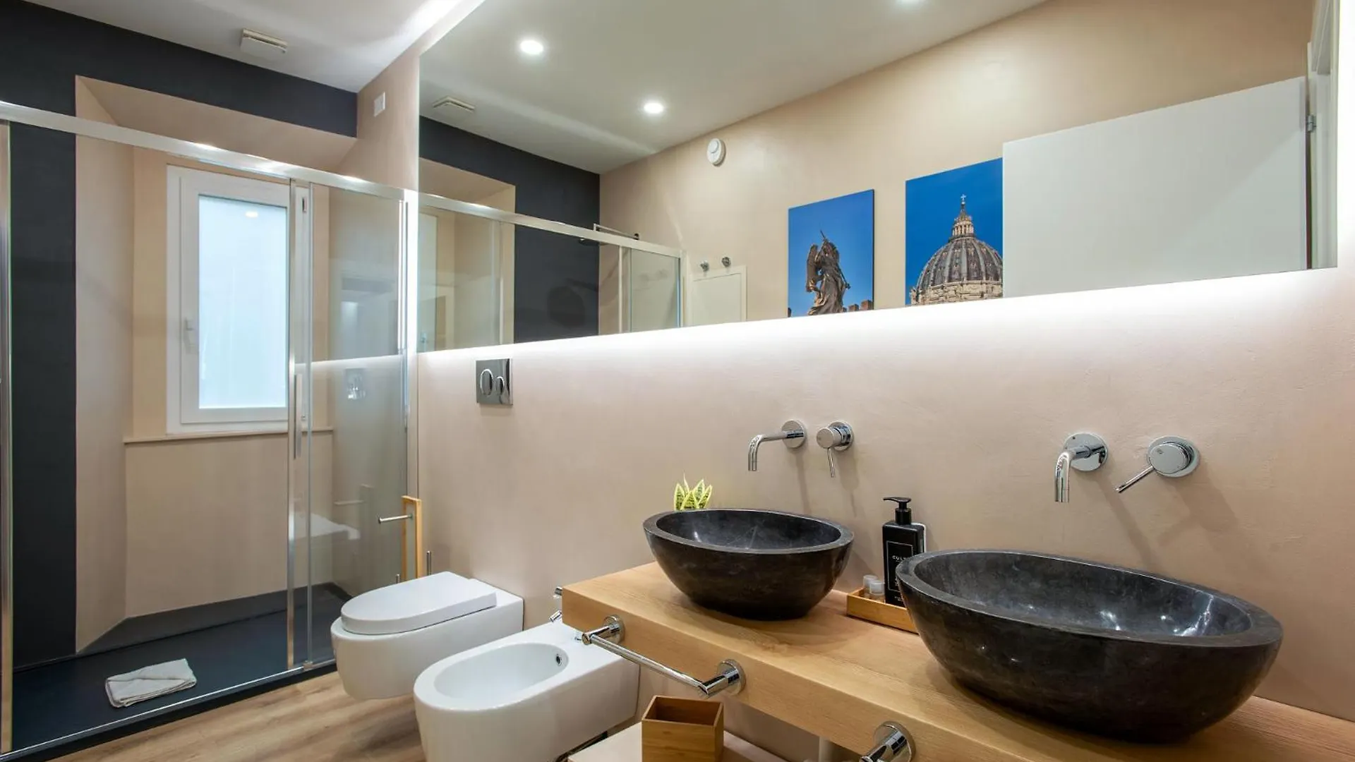 Pantheon Suites Rome 1